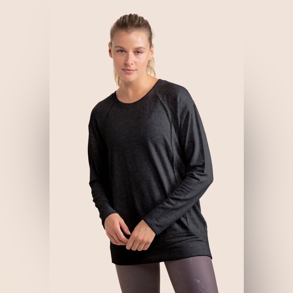 Black Buttery Soft Paneled Long-Sleeve Top Sz Medium - Picture 2 of 4